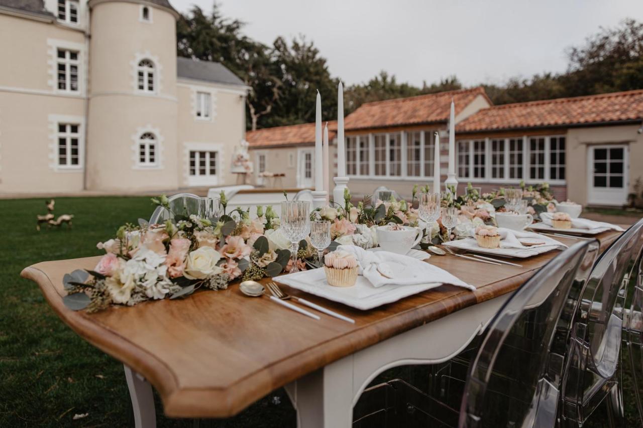 Domaine De La Mazure Bed & Breakfast La Chapelle-Basse-Mer Екстериор снимка