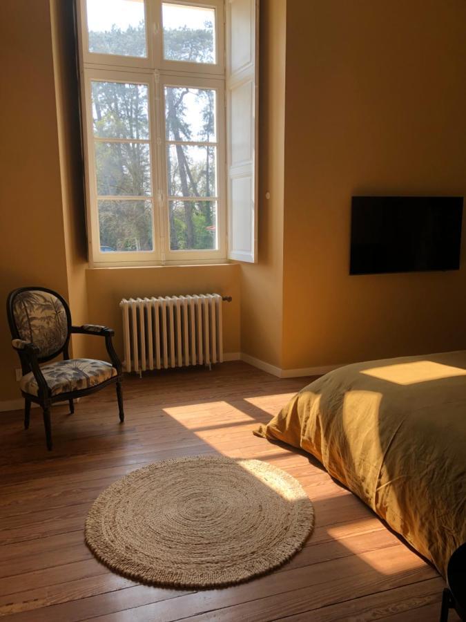 Domaine De La Mazure Bed & Breakfast La Chapelle-Basse-Mer Екстериор снимка